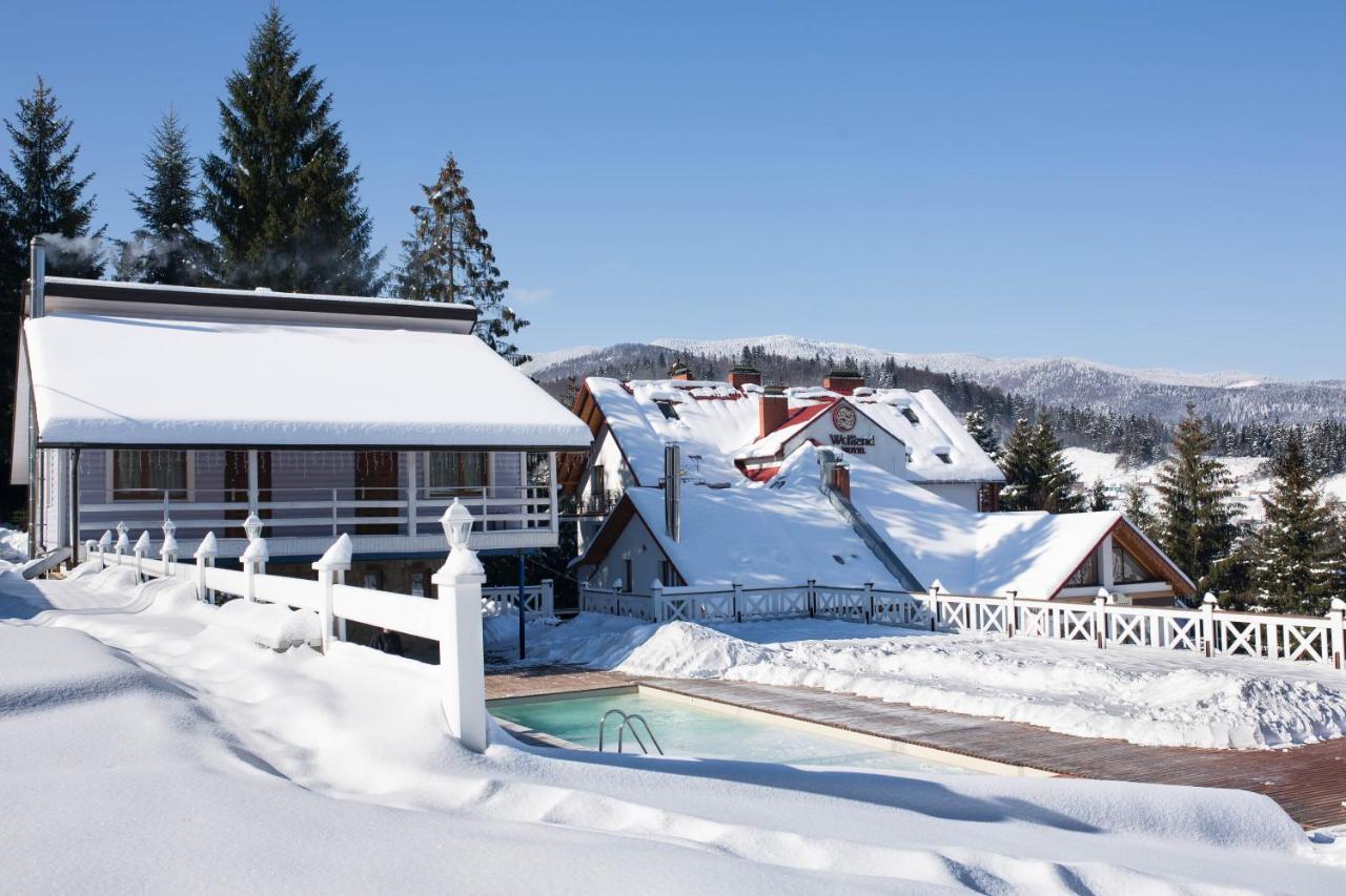 Wellland Hotel Jaremtsche Exterior foto